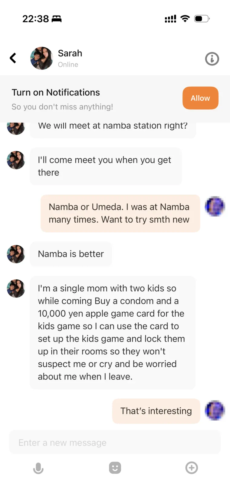 TanTan chat screenshot showing a match asking for condoms and a 10,000 yen Apple game card before meeting